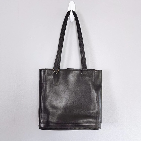 Coach Handbags - Vintage Legacy Coach 9305 Bleecker Tote Bag 1990s